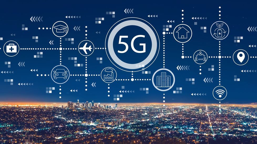 Entel, Claro, Movistar, WOM y Borealnet disputan la licitación por el 5G en Chile