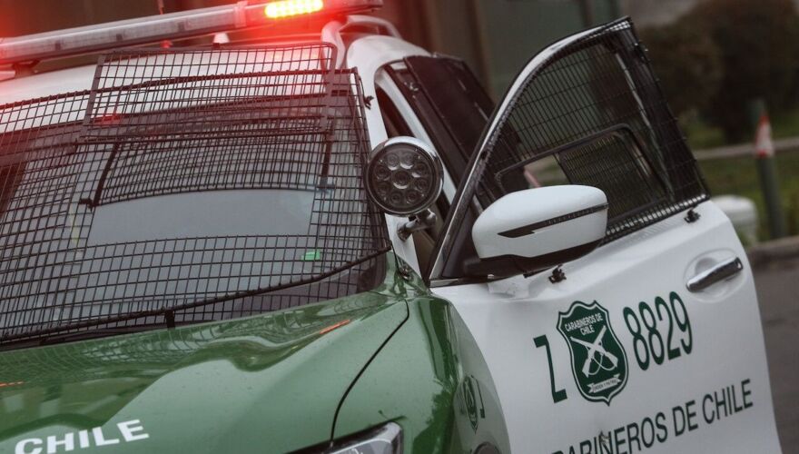 Cañete: Bombero denuncia a Carabineros por usar y chocar su auto que estaba en corral