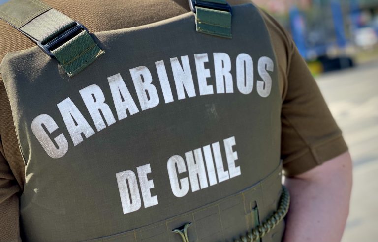 CURANILAHUE: Adolescente fue detenido por amenazar con una pistola a estudiantes de educación básica