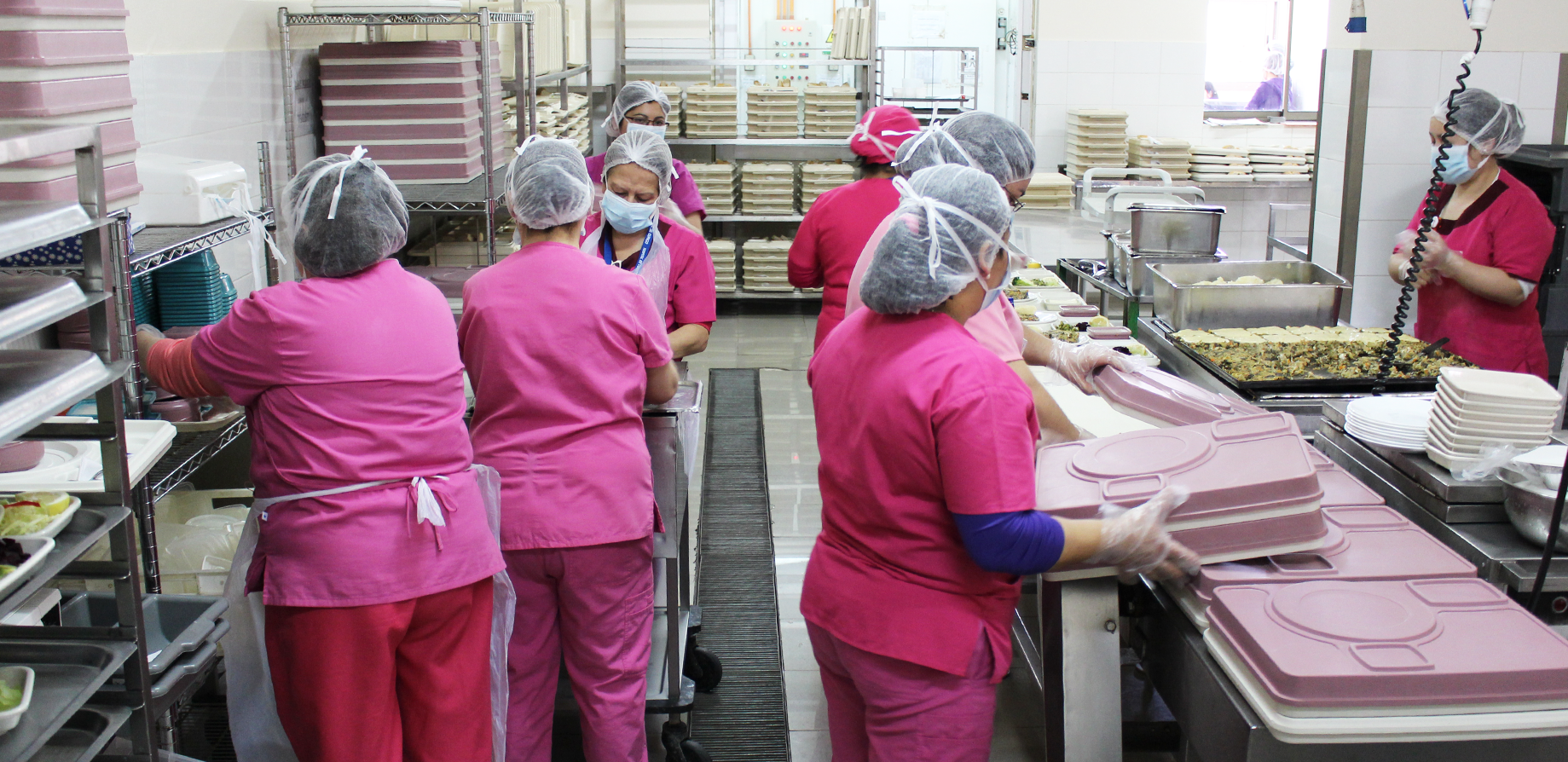 Hospital regional de Concepción investiga supuesta contaminación de alimentos con "elementos extraños"