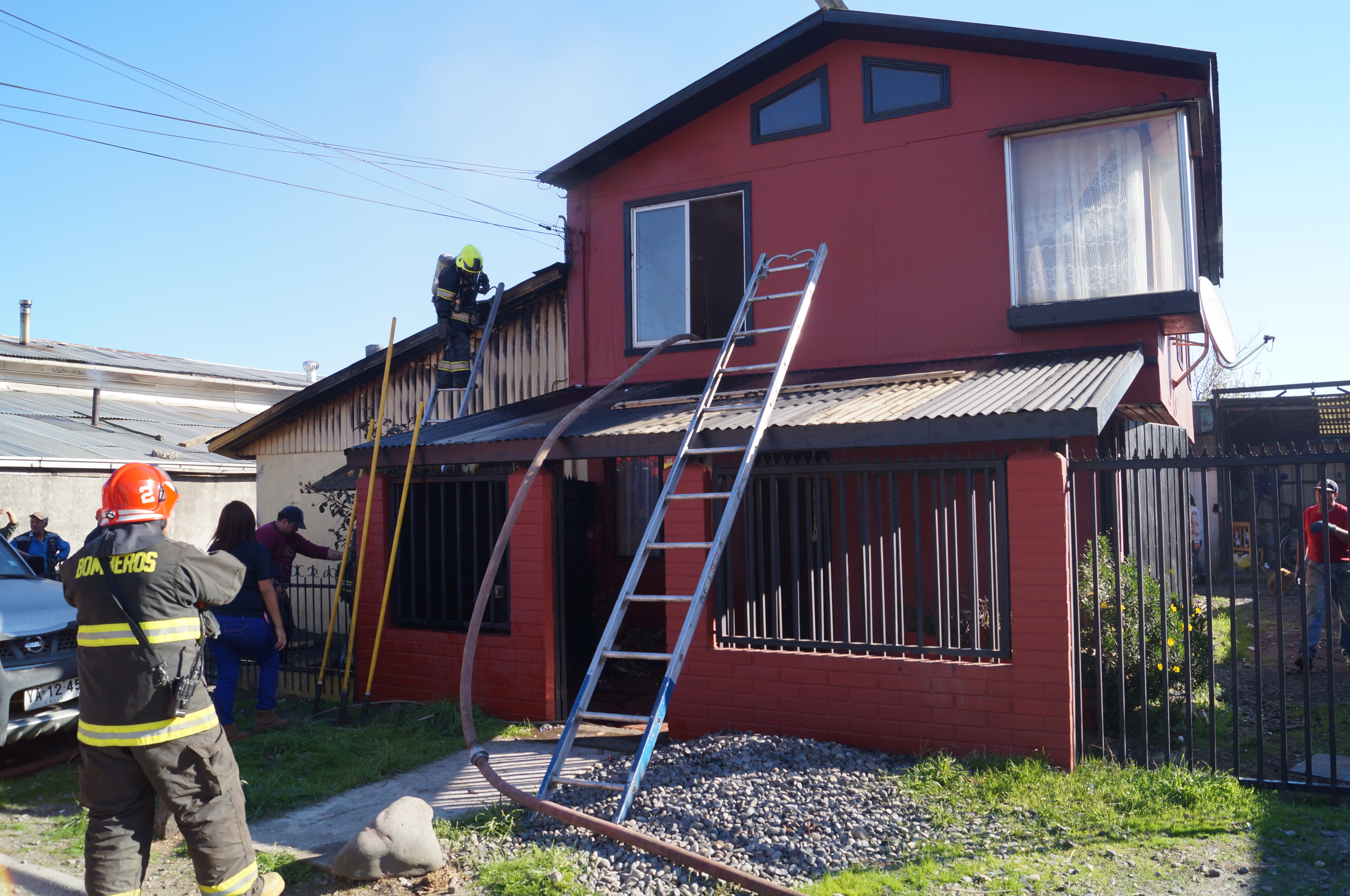 Nuevo Incendio Afecto a dos viviendas en Curanilahue.