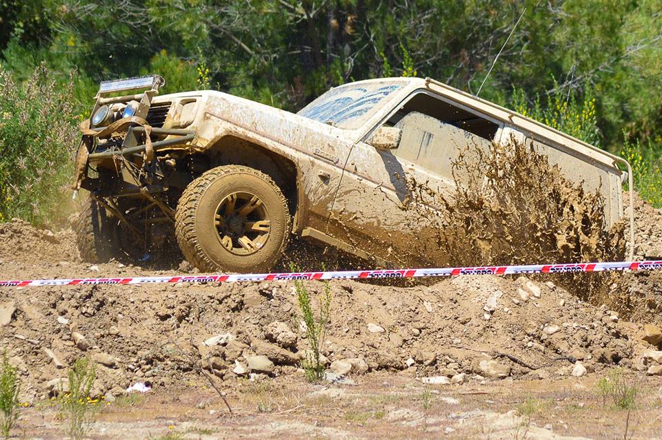 Potencia y adrenalina aportaron jeeperos de Curanilahue.