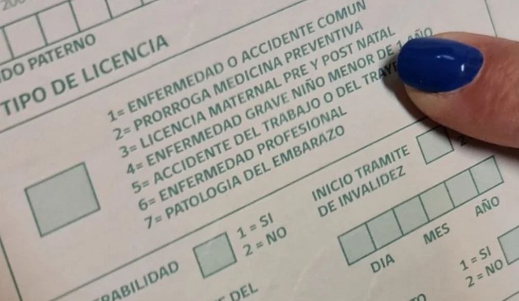 ESCÁNDALO: Gobierno reacciona ante informe por licencias médicas falsas
