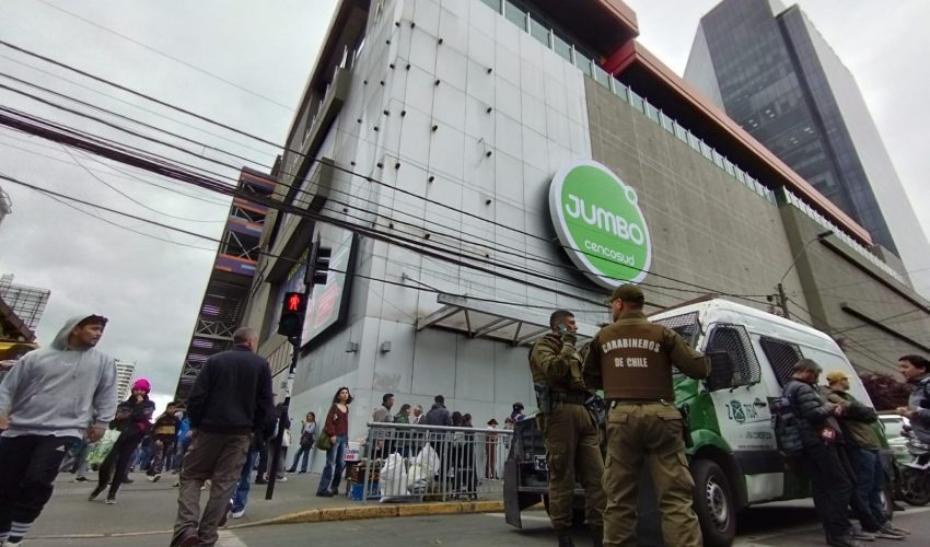 Niño de 13 años es baleado en Mall del Centro en Concepción: había coordinado venta de celular por RRSS