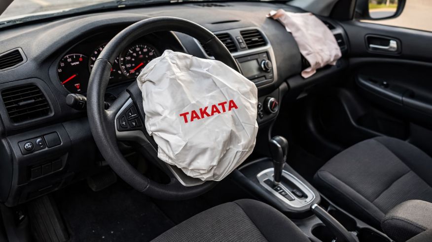 Stellantis refuerza su llamado a reemplazar gratis los airbags defectuosos Takata